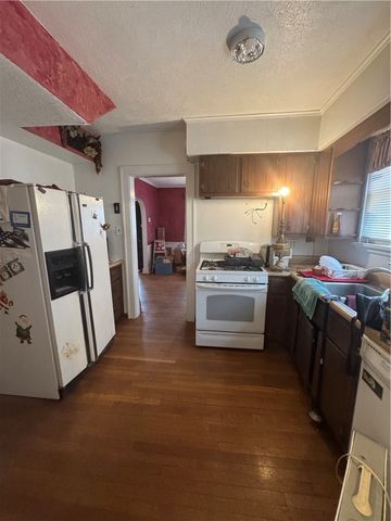 714 Wall Ave, Pitcairn, PA 15140