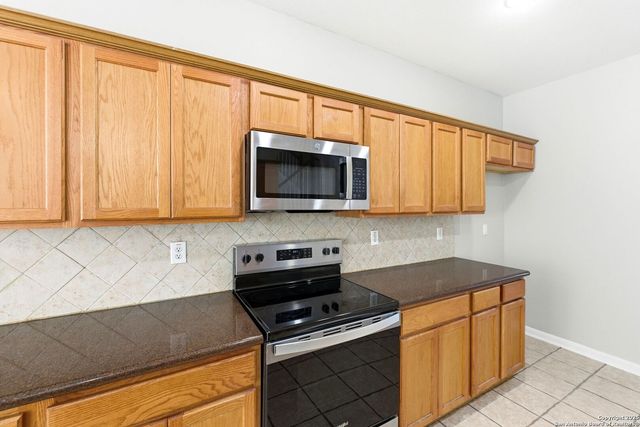 24103 Mountain Cloud, San Antonio, TX 78258