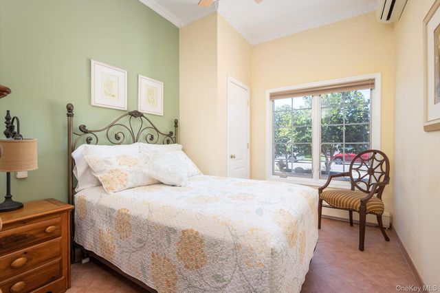 19 Marlin Road, East Quogue, NY 11942