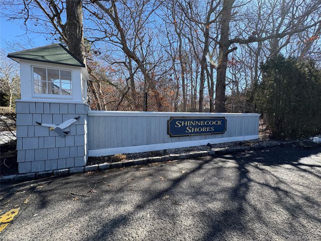 19 Marlin Road, East Quogue, NY 11942
