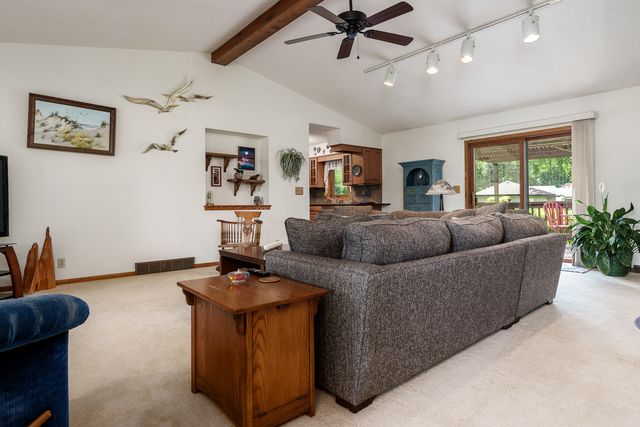 7431 FARVIEW Drive, Cherry Valley, IL 61016