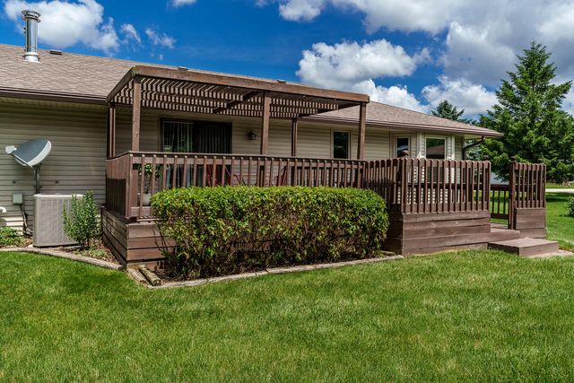 7431 FARVIEW Drive, Cherry Valley, IL 61016