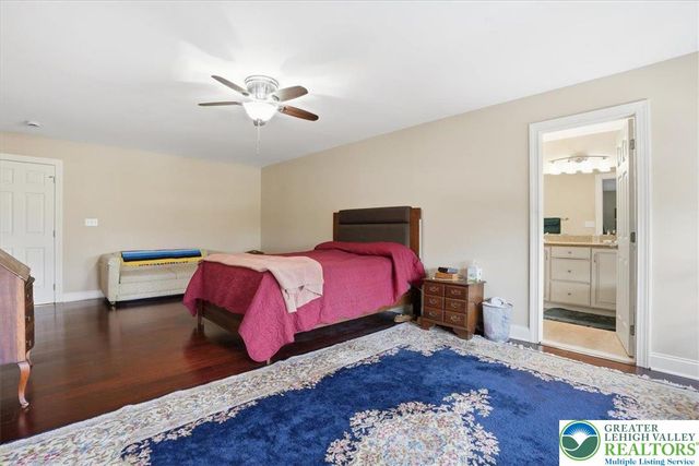 942 Greenhouse Drive 5B, Bethlehem City, PA 18017