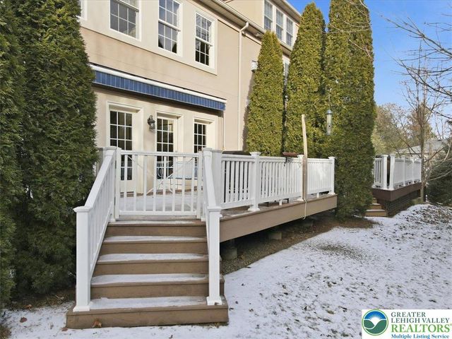 942 Greenhouse Drive 5B, Bethlehem City, PA 18017