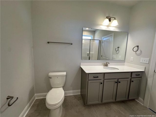 563 Southerland Peak Drive, Raeford, NC 28376