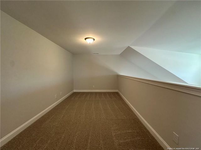563 Southerland Peak Drive, Raeford, NC 28376