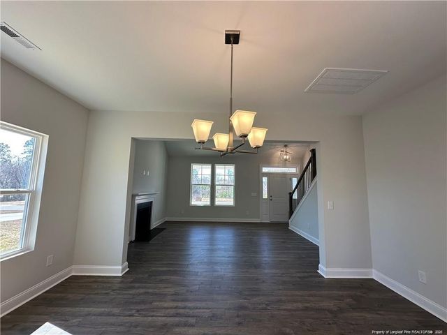 563 Southerland Peak Drive, Raeford, NC 28376