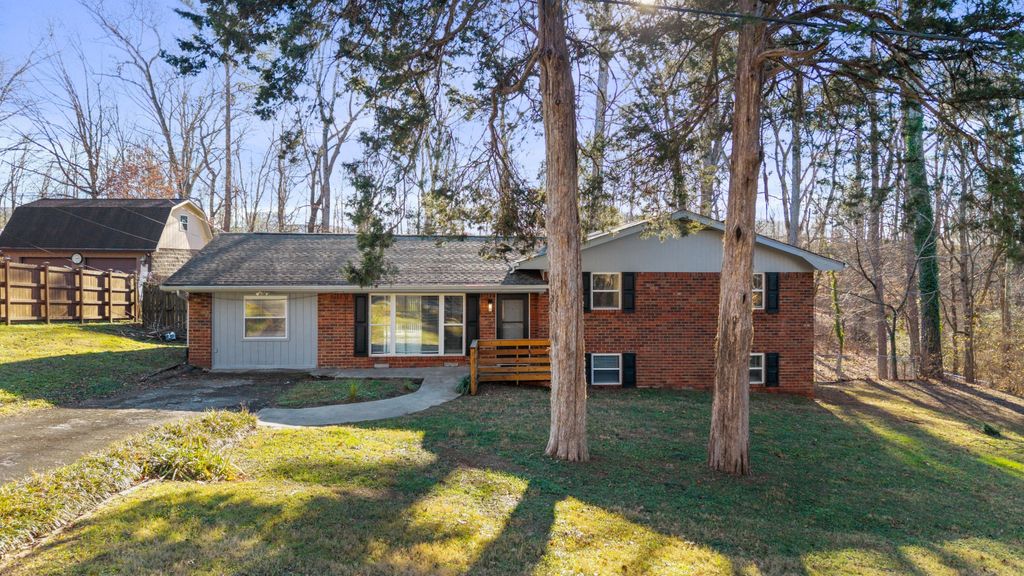 448 Apache Trail, NW, Cleveland, TN 37312