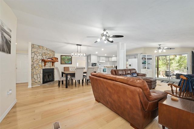 7870 SW 25TH PLACE, Bell, FL 32619