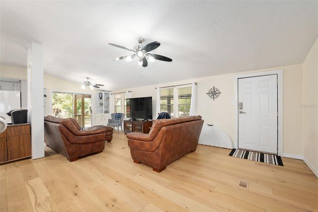 7870 SW 25TH PLACE, Bell, FL 32619