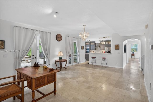 8204 SW 171st St, Palmetto Bay, FL 33157