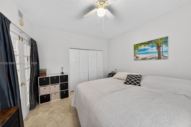 8204 SW 171st St, Palmetto Bay, FL 33157