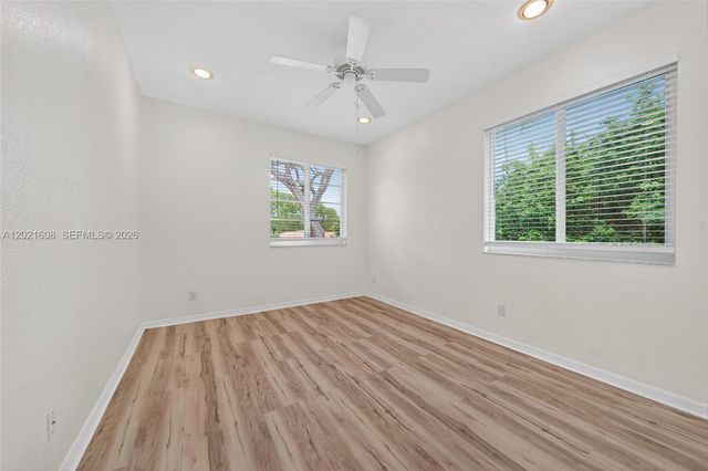 8204 SW 171st St, Palmetto Bay, FL 33157