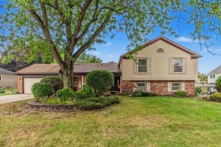 42021 Banbury Court, Northville, MI 48168