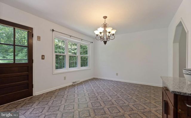 30235 HUNTT RD, Mechanicsville, MD 20659