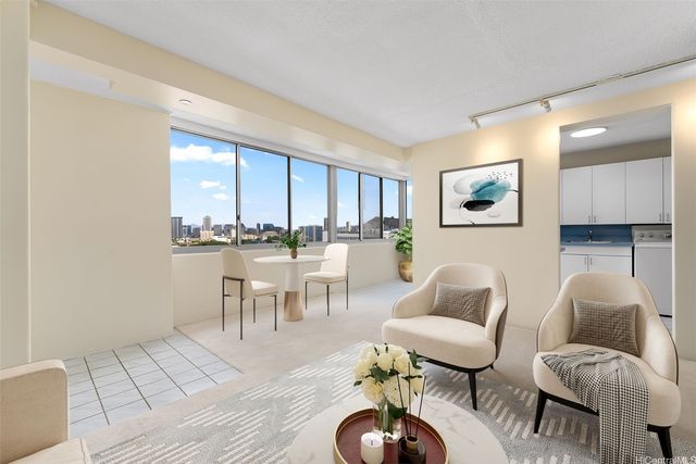 780 Amana Street 1701, Honolulu, HI 96814