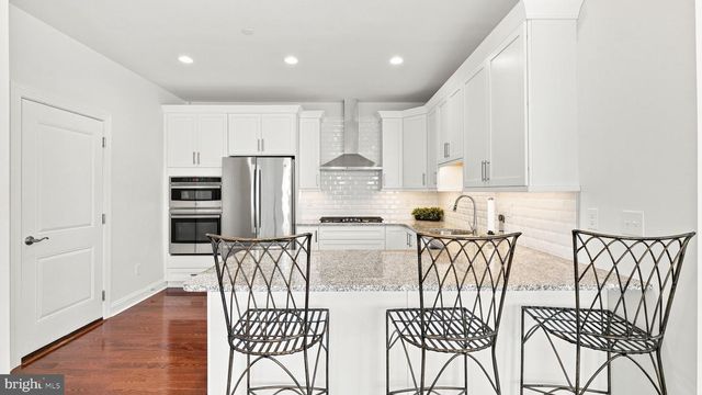 23 SWAN LN, Ivyland, PA 18974