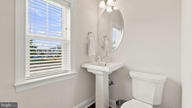23 SWAN LN, Ivyland, PA 18974
