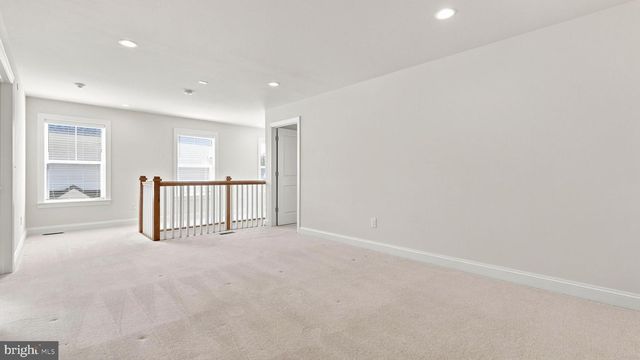 23 SWAN LN, Ivyland, PA 18974