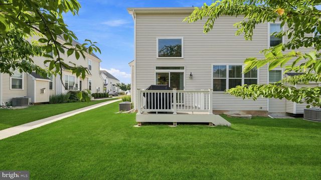23 SWAN LN, Ivyland, PA 18974