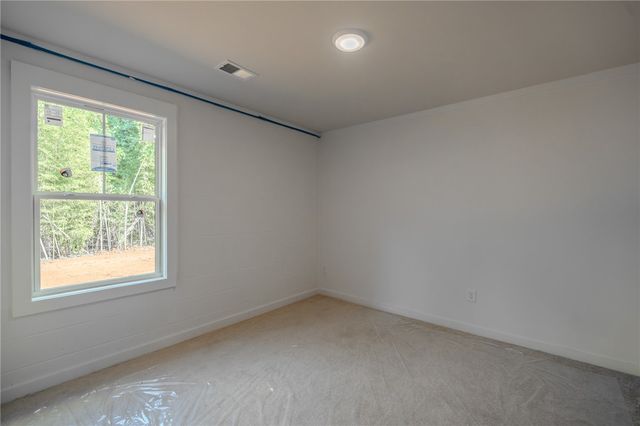 426 N Palmetto Street, Liberty, SC 29657