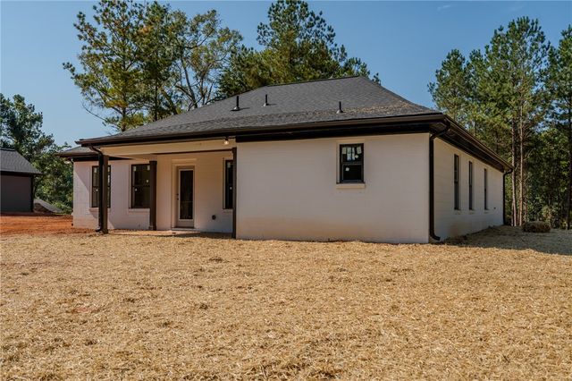 426 N Palmetto Street, Liberty, SC 29657