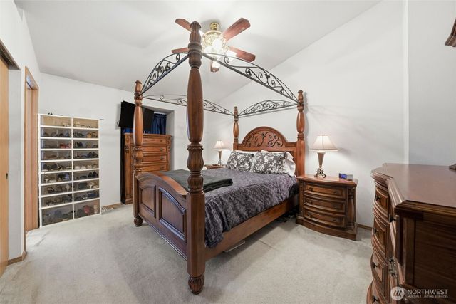 15715 44th Avenue Ct E, Tacoma, WA 98446