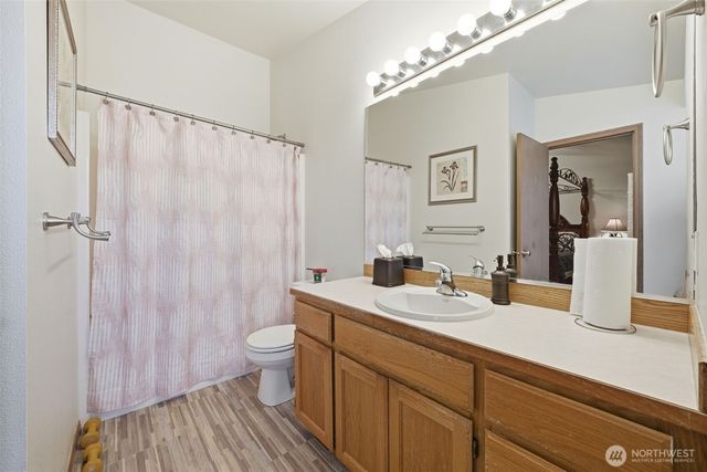 15715 44th Avenue Ct E, Tacoma, WA 98446