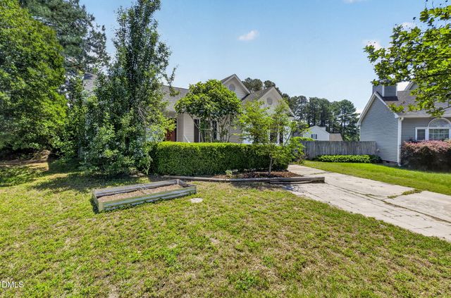 1821 Winway Drive, Raleigh, NC 27610