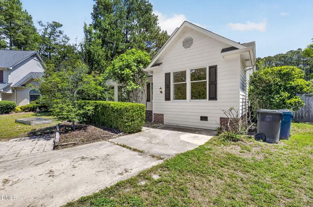 1821 Winway Drive, Raleigh, NC 27610
