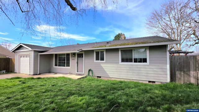 4765 Swegle Rd NE, Salem, OR 97301