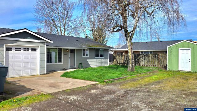 4765 Swegle Rd NE, Salem, OR 97301