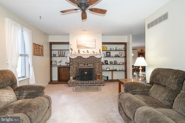 192 MARYHILL RD, Phoenixville, PA 19460