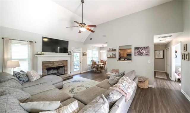 208 Oaken Bucket Drive, Temple, GA 30179