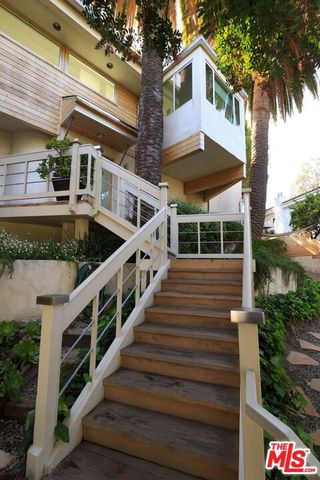 14622 Valley Vista Boulevard, Sherman Oaks, CA 91403