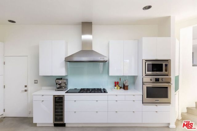 14622 Valley Vista Boulevard, Sherman Oaks, CA 91403