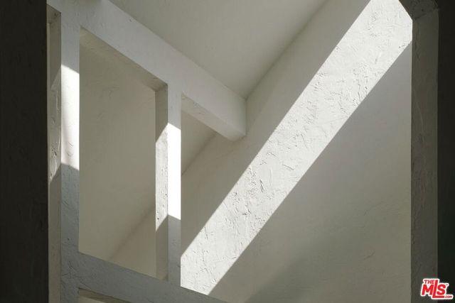 14622 Valley Vista Boulevard, Sherman Oaks, CA 91403