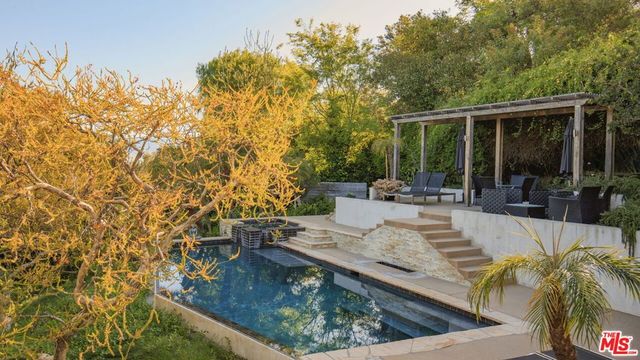 14622 Valley Vista Boulevard, Sherman Oaks, CA 91403