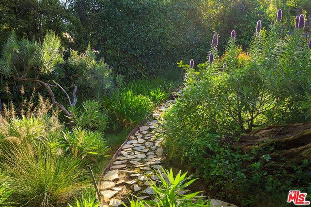 14622 Valley Vista Boulevard, Sherman Oaks, CA 91403