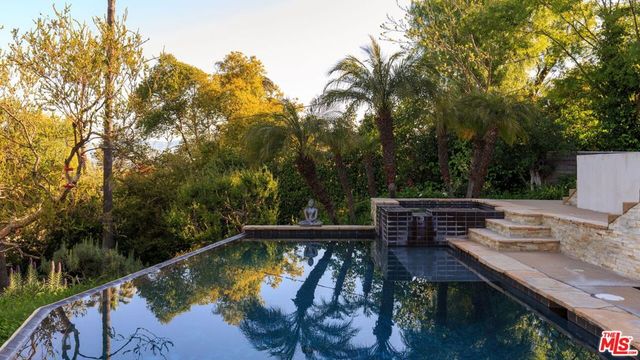 14622 Valley Vista Boulevard, Sherman Oaks, CA 91403