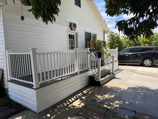 631 46th Street, West Palm Beach, FL 33407