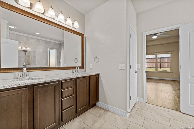 4925 Battle Lake, Schertz, TX 78108