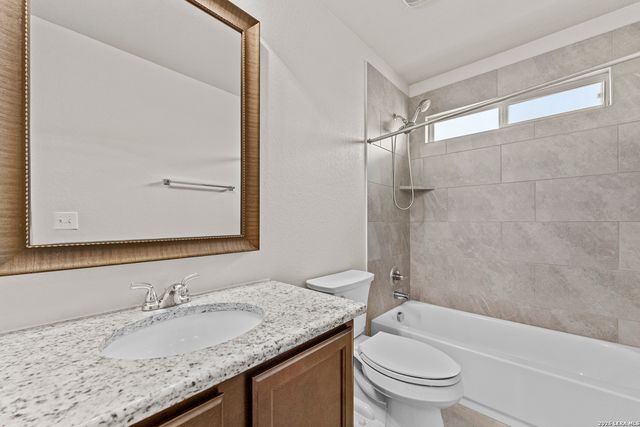 4925 Battle Lake, Schertz, TX 78108