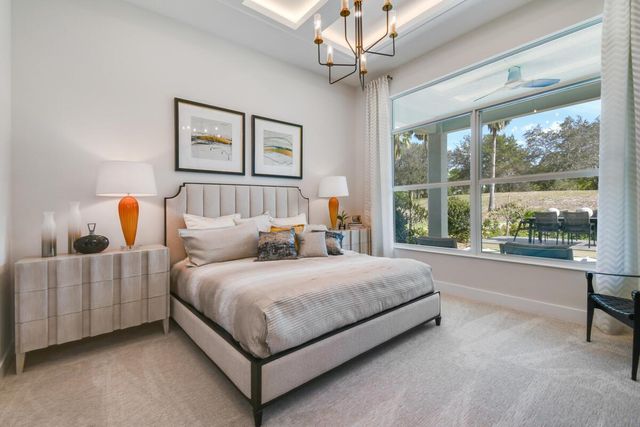 132 SE Via Tirso, Port St. Lucie, FL 34952