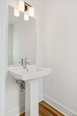 6006 Sterling St, Nashville, TN 37209