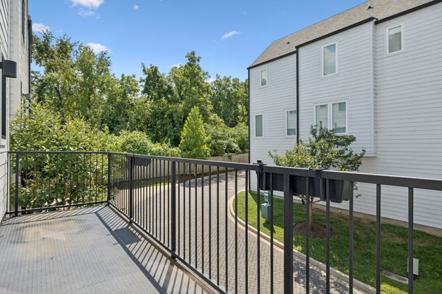 6006 Sterling St, Nashville, TN 37209