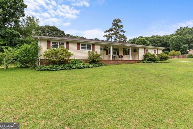 6326 South Skyline Drive, Douglasville, GA 30135