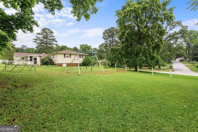 6326 South Skyline Drive, Douglasville, GA 30135