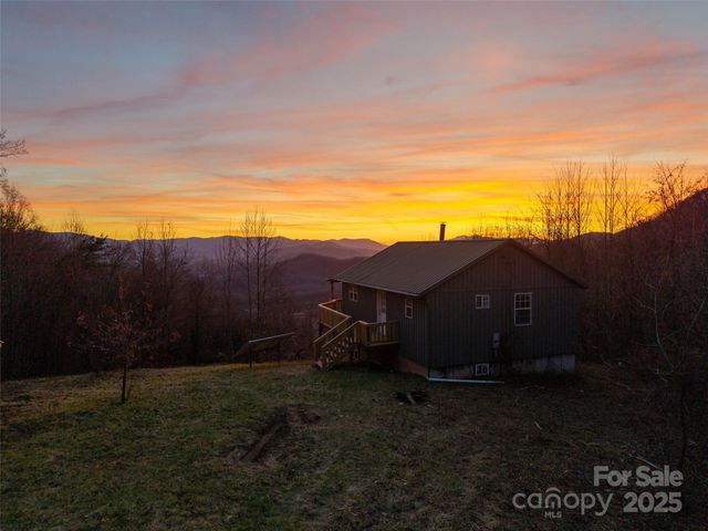 506 Rocky Acres Road, Canton, NC 28716