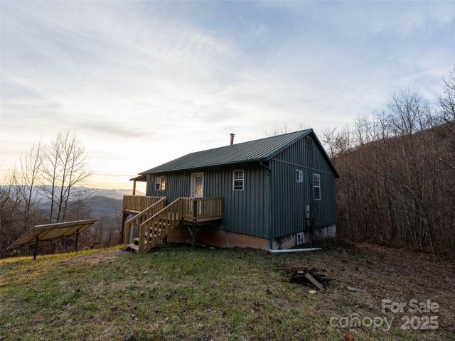 506 Rocky Acres Road, Canton, NC 28716